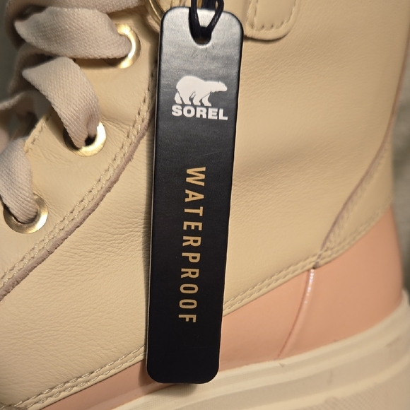 Sorel Women's Waterproof Beige and Light Pink Winter Boots - Picture 5 of 10